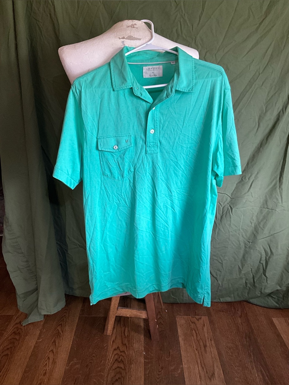 Linksoul size medium polo